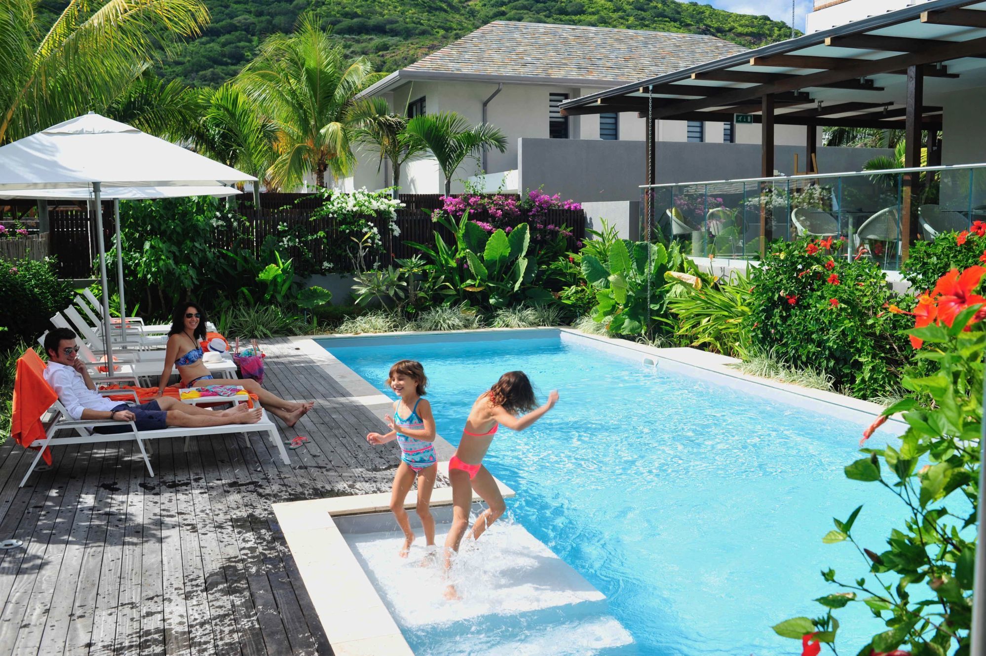 MJ Holidays Mauritius - Swimming Pool