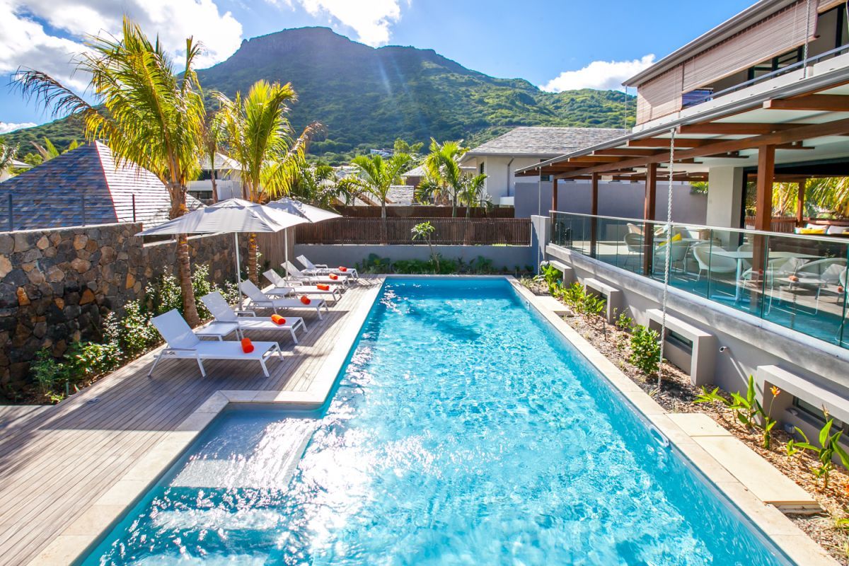 MJ Holidays Mauritius - Piscine